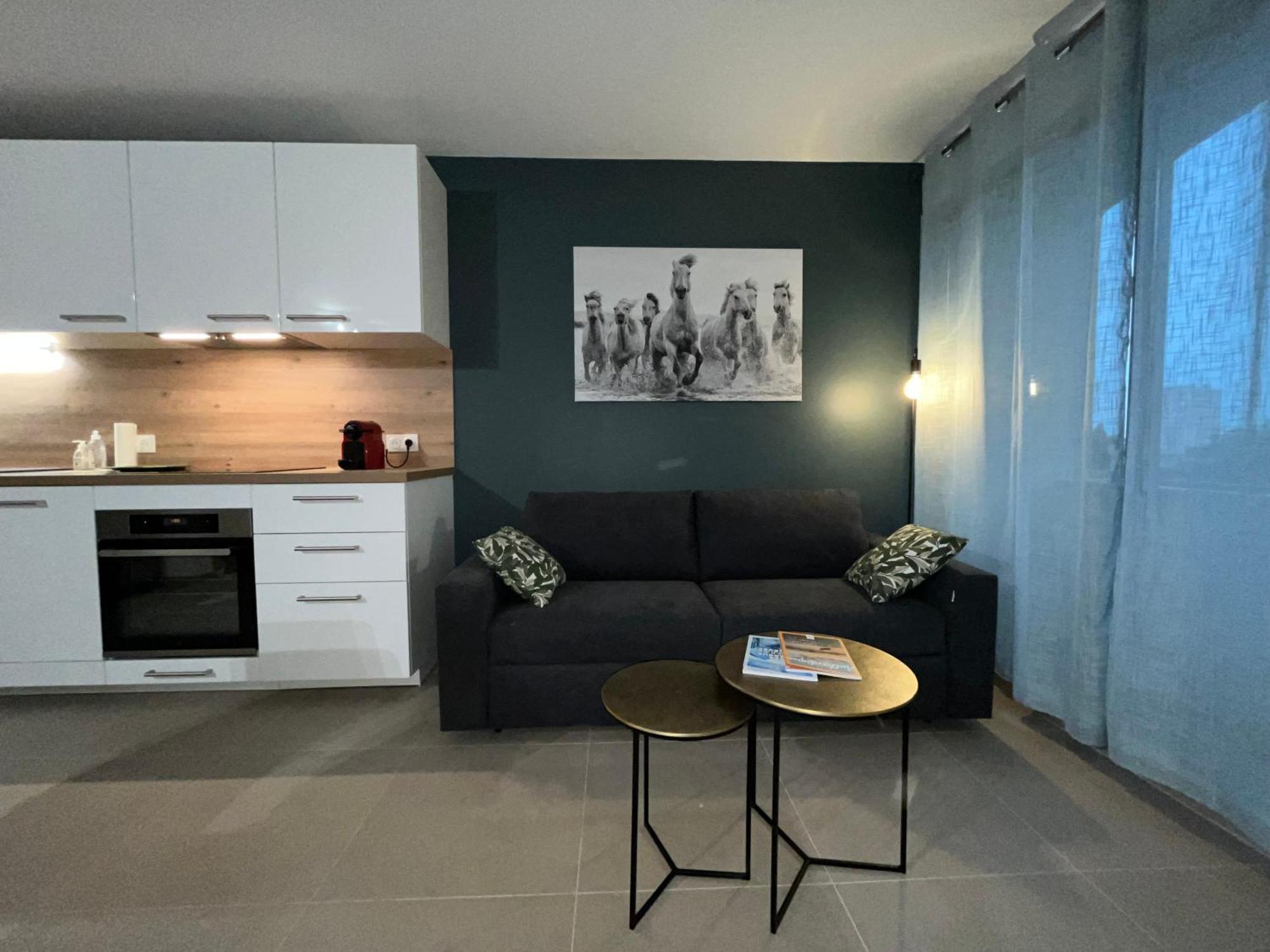 Confortable Appartement Pres D'Avignon 르퐁테 외부 사진