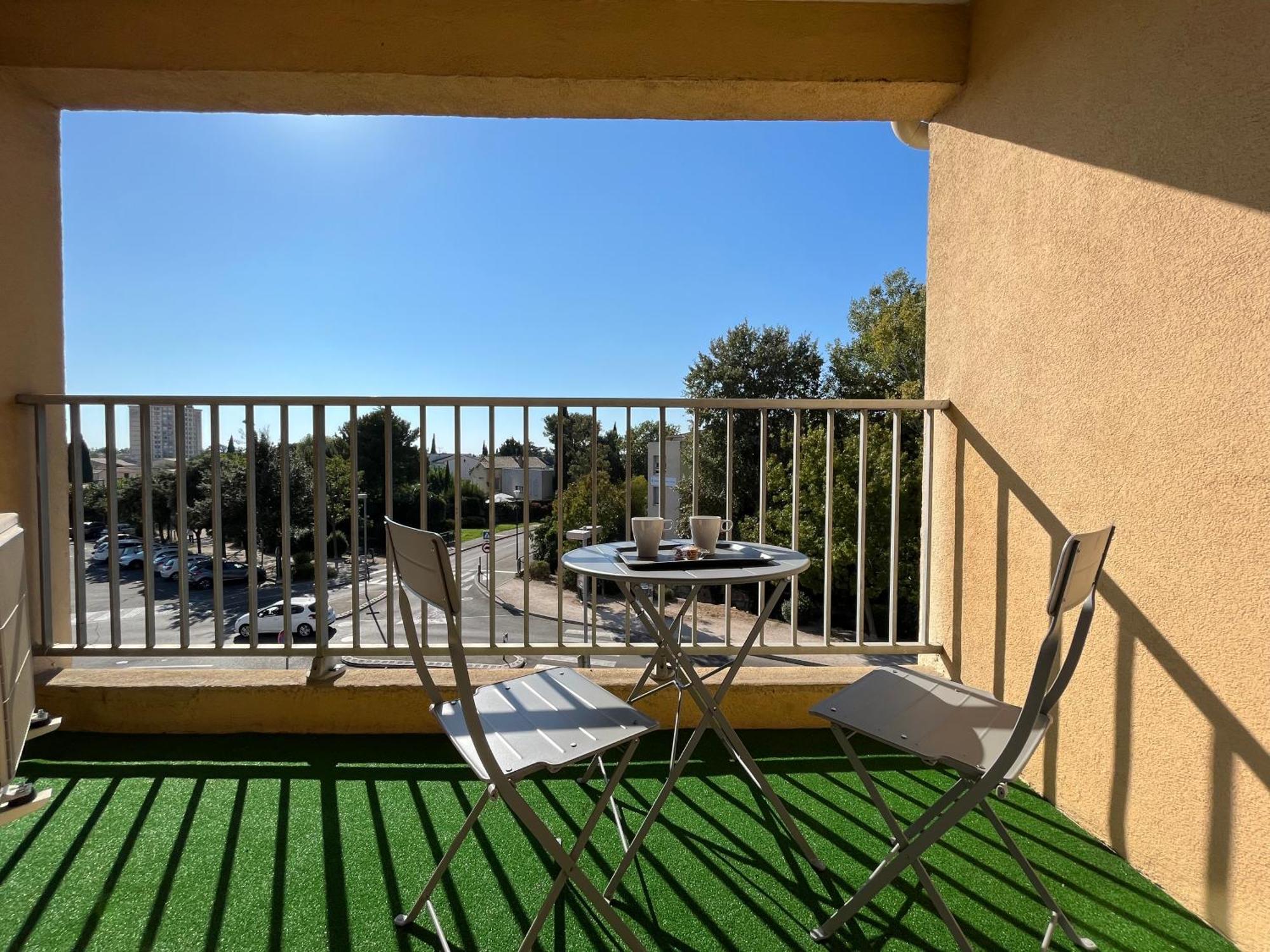 Confortable Appartement Pres D'Avignon 르퐁테 외부 사진